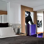 Le Strato 5* Courchevel