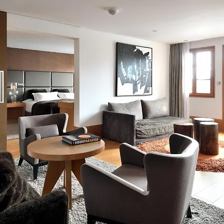 Le Strato Hotell