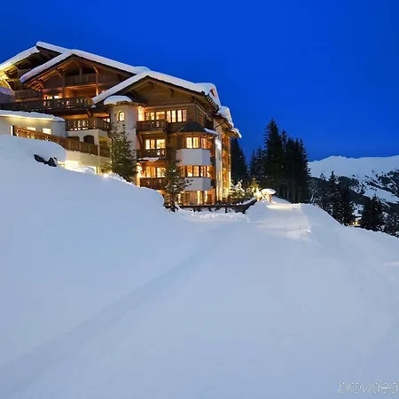 Le Strato Otel 5*