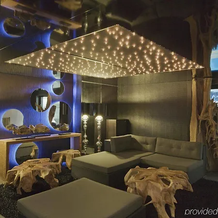 Otel Le Strato Courchevel