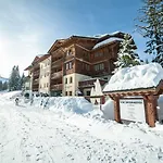 Le Strato Hotel Courchevel
