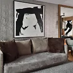ホテル Le Strato クールシュヴェル