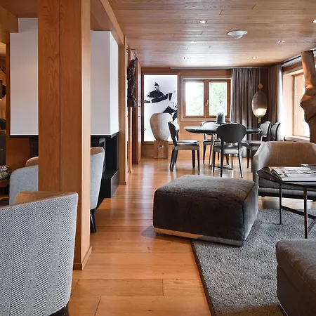 Le Strato Hotel 5*