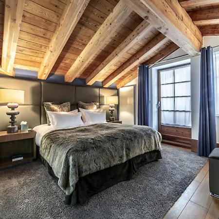 Le Strato Hotel 5*